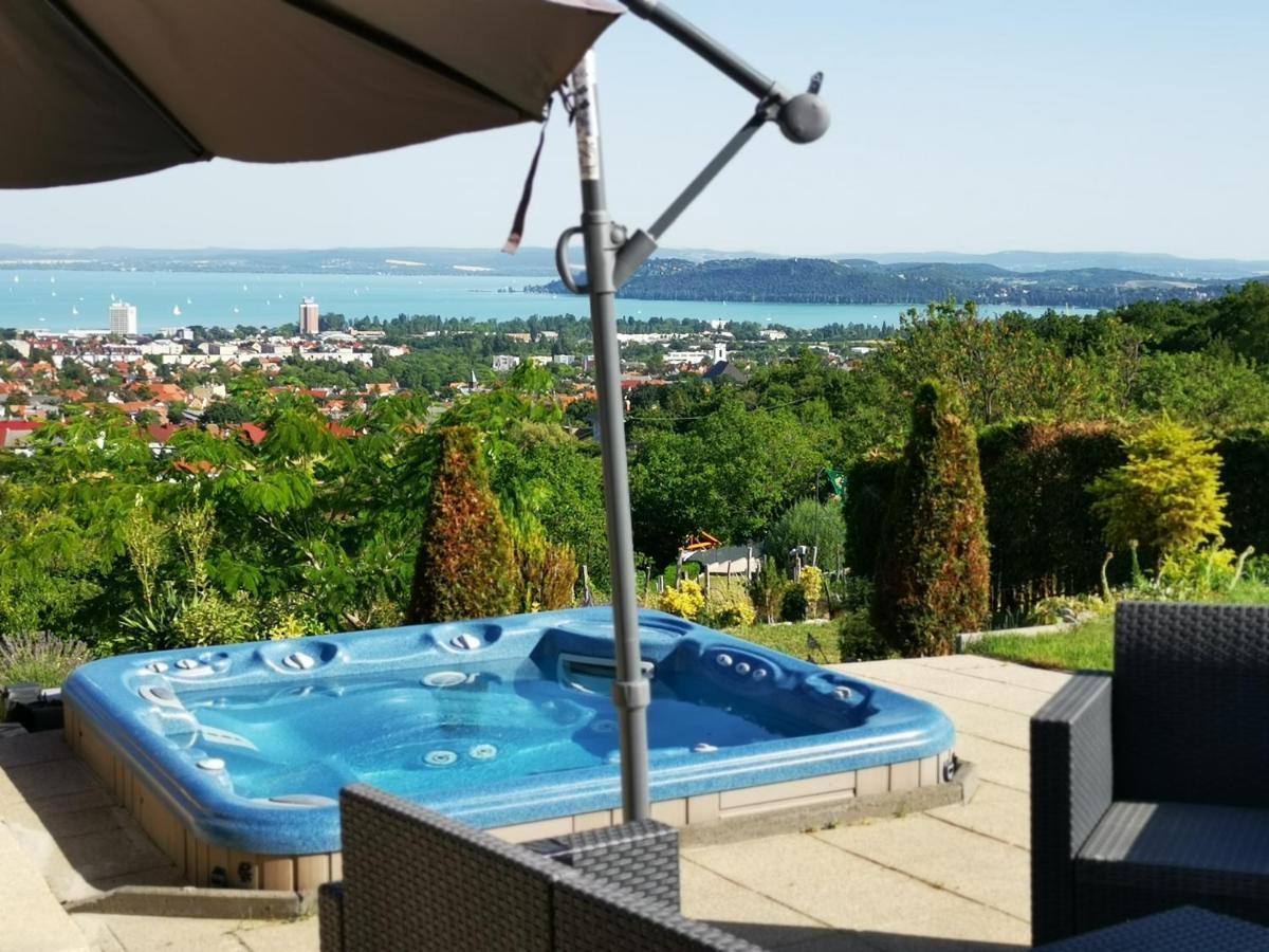 Panorama Resort Balatonfuered Buitenkant foto